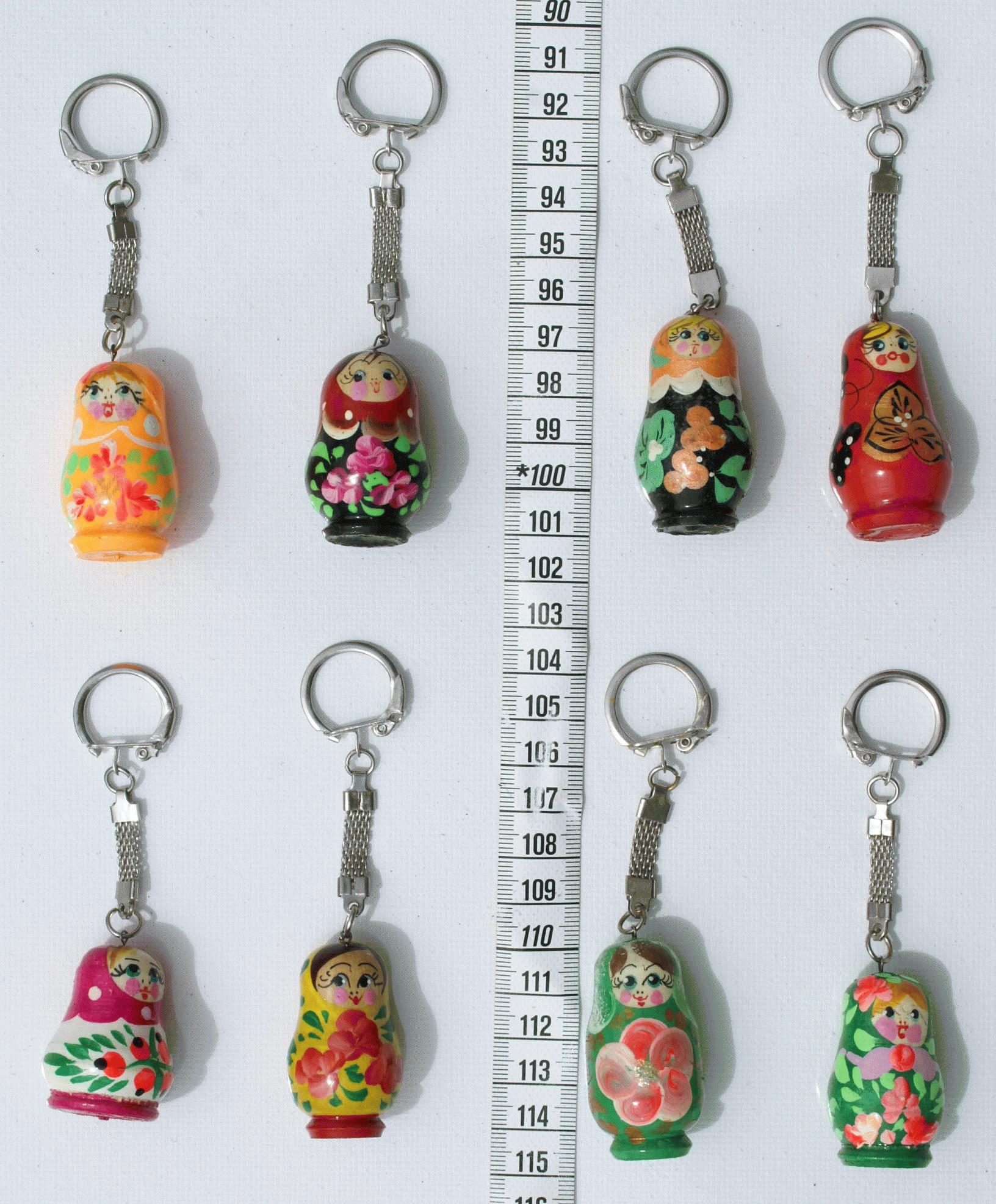 Lot-8-Russian-Wooden-Keychains-Keyrings-of-Babushka-Dolls-Art-Crafts-Wholesale